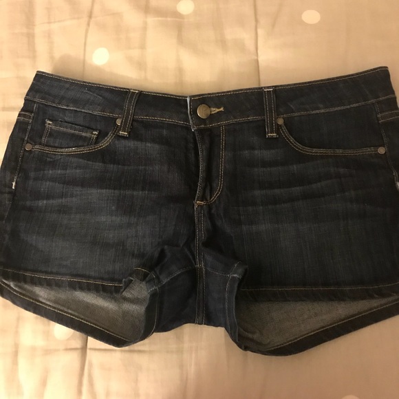 Too big - Picture 1 of 2